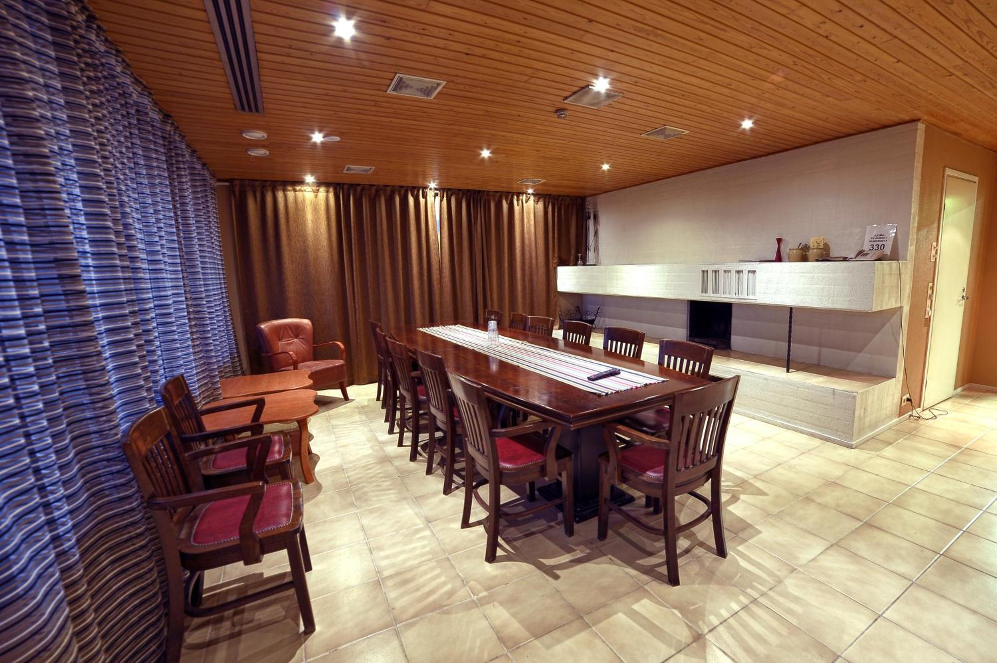 Hotel Lapuahovi מראה חיצוני תמונה