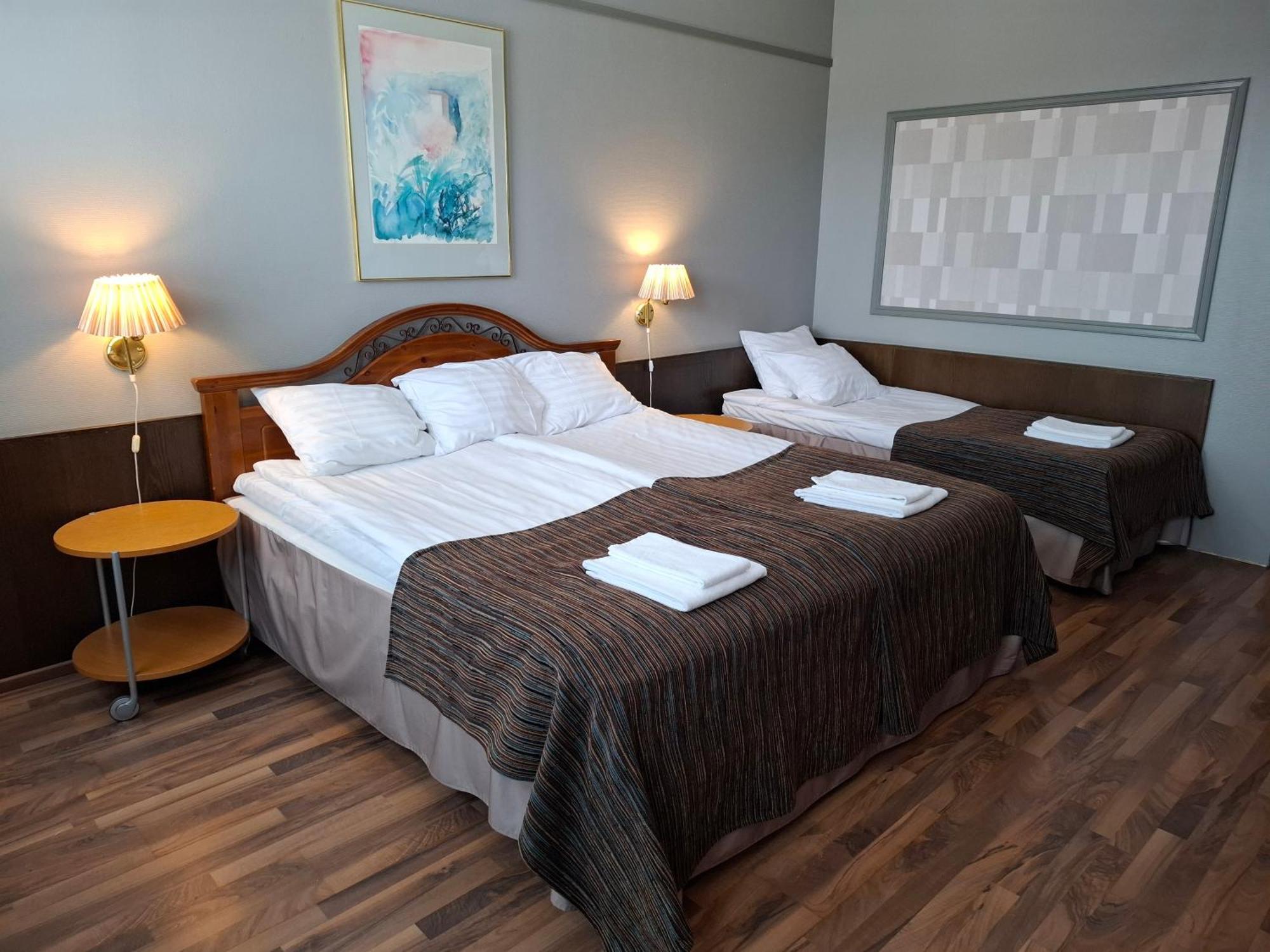 Hotel Lapuahovi מראה חיצוני תמונה