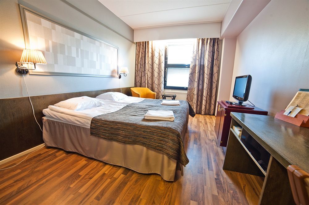 Hotel Lapuahovi מראה חיצוני תמונה